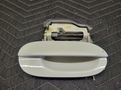 BMW E39 5-Series Outer Door Handle Rear Right Alpine White III 51228245466