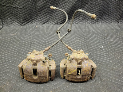 BMW E46 3-Series 330i Front Brake Caliper Set 34116765881 34116765882