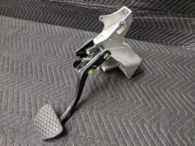 BMW E53 X5 Brake Pedal Assembly Bracket 6752789