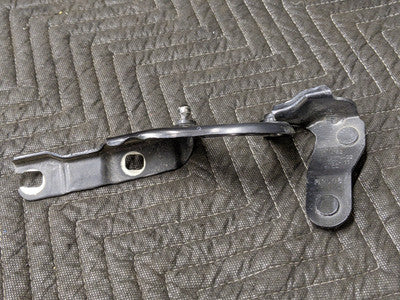 BMW E64 6-Series M6 Trunk Hinge Right 41627039774