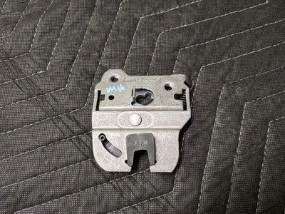 BMW E60 5-Series Rear Folding Seat Lock Right 52209165862