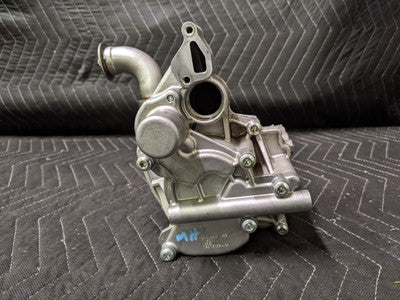 BMW E60/E61/E3/E64 M5 M6 S85 Engine Oil Pump 11417837613