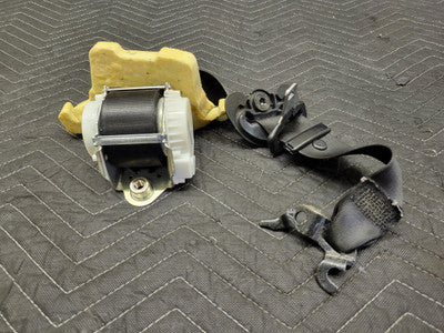 BMW E90/E91 3-Series Front Left Upper Seat Belt 72119117219