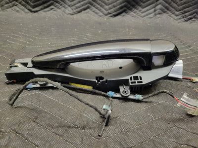 BMW E70 X5 Rear Left Exterior Door Handle 7209313