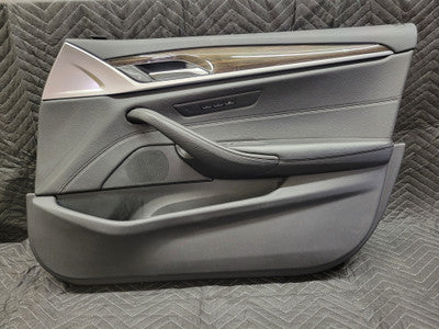 BMW G30 5-Series Front Right Passenger Door Card Dakota Exclusive Schwarz 51418093018