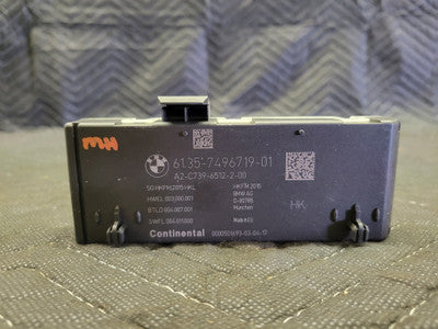 BMW F90/G30 5-Series Trunk Lift Control Module 61357496719