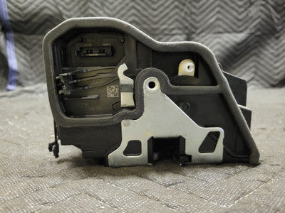 BMW F25/F26 X3 X4 Door Lock Actuator Front Right 51217318416