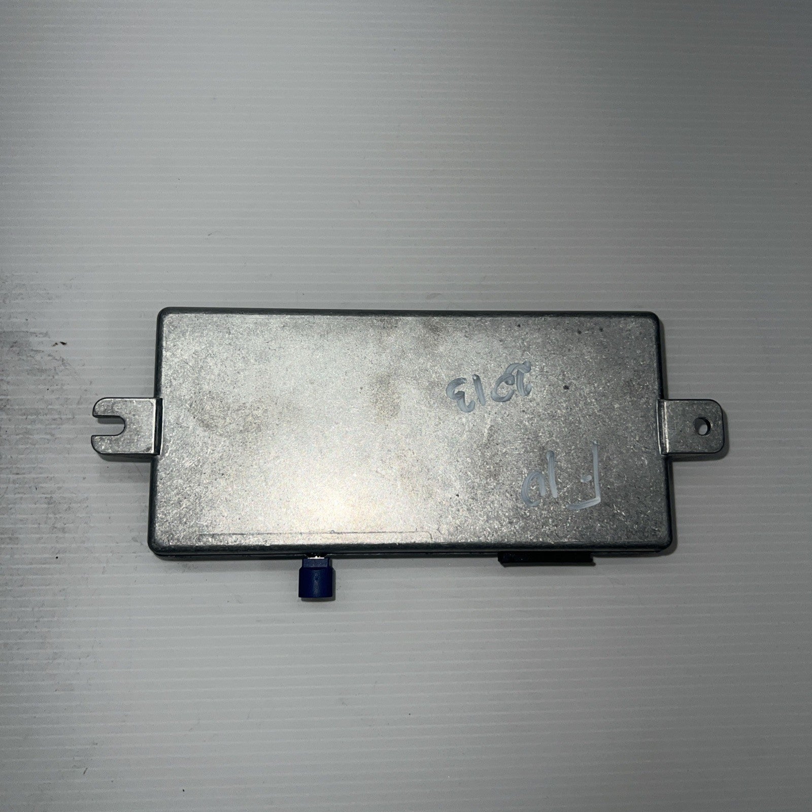 13 14 15 16 BMW F01 F02 F07 F10 F11 F30 Rear View Camera Module OEM 908479BD