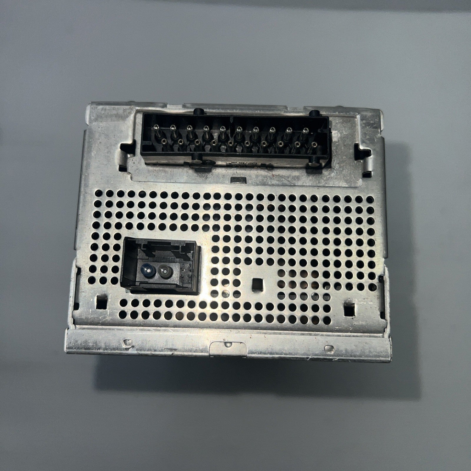 2002–2008 BMW 7 Series E65 E66 Logic7 Premium Audio Amplifier OEM Amp 6961389