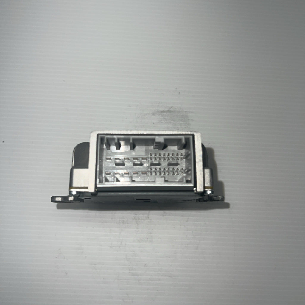 2011-2016 BMW F10 528i 535i 550i Harman Becker AMP Amplifier 932655501 OEM