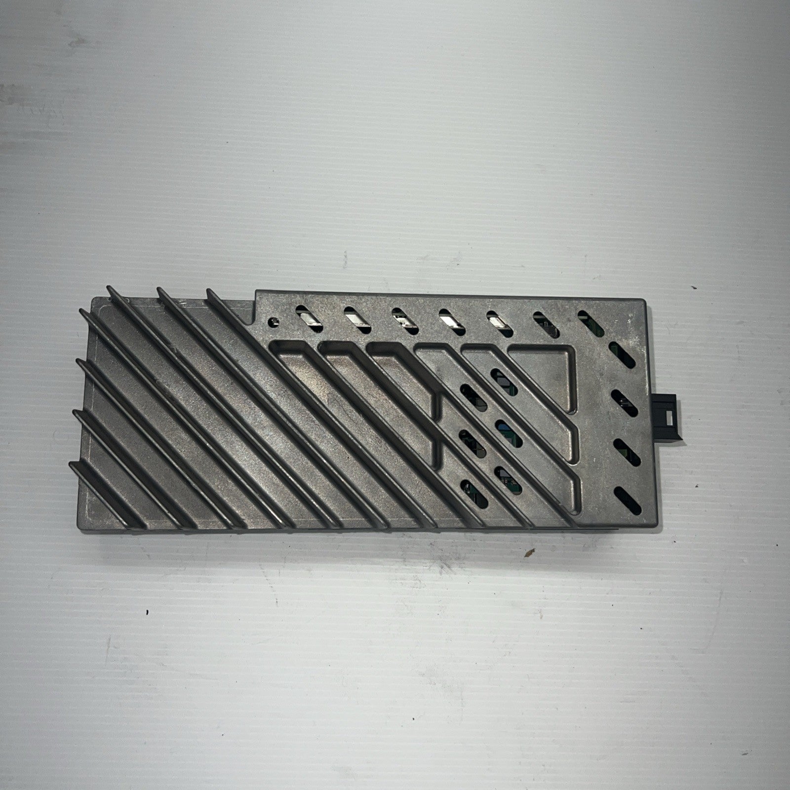 2011-2016 BMW F10 535Xi Harman/Becker Radio HIFI Audio Amplifier AMP 9243496 OEM