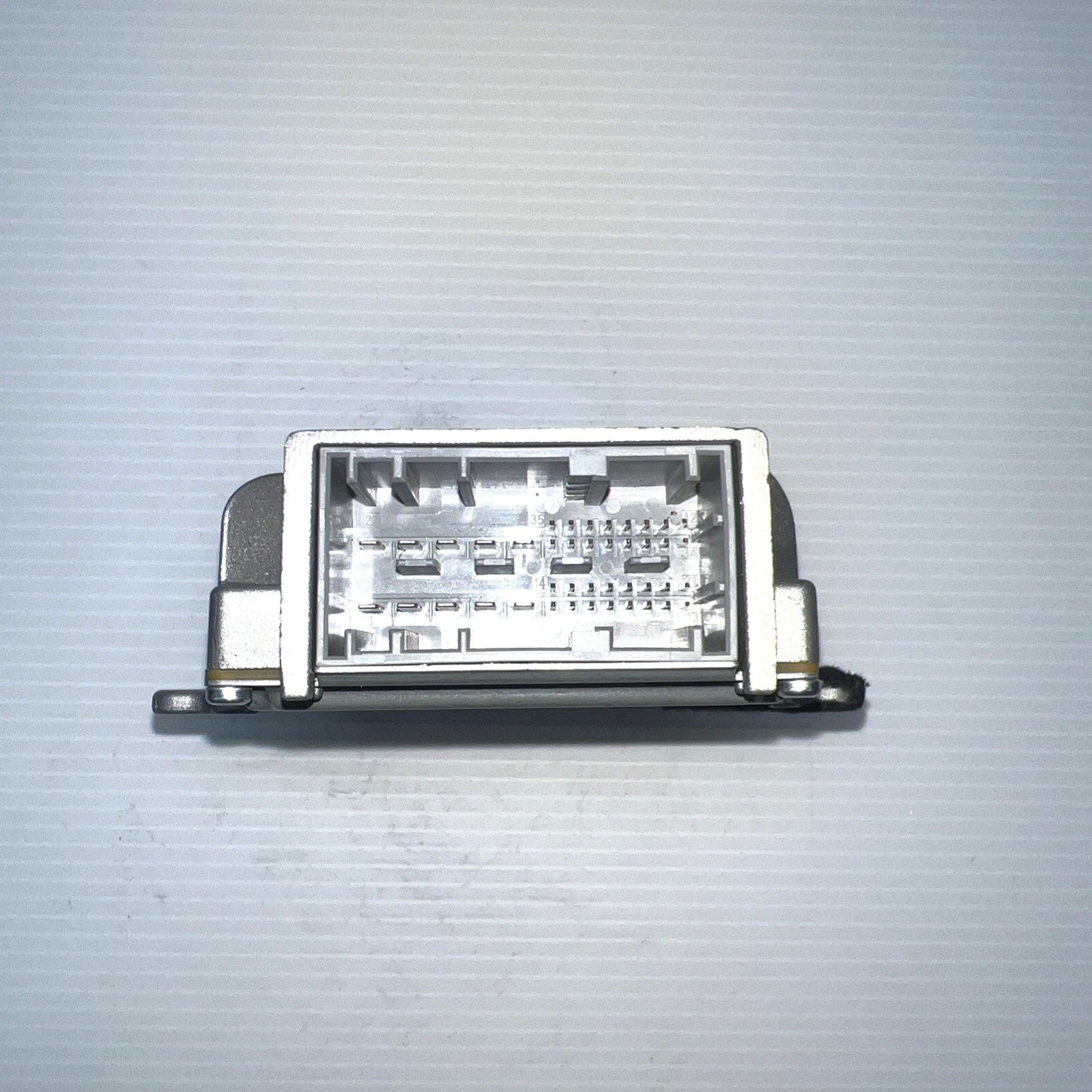 2011-2016 BMW F10 528i 535i 550i Harman Becker AMP Amplifier 932655501 OEM