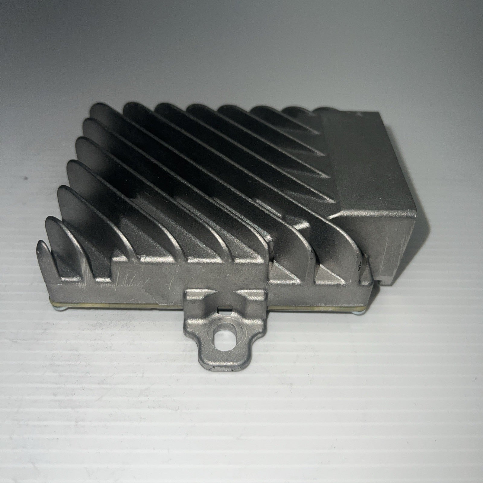 2011-2016 BMW F10 528i 535i 550i Harman Becker HS B101 AMP Amplifier 9352264 OEM