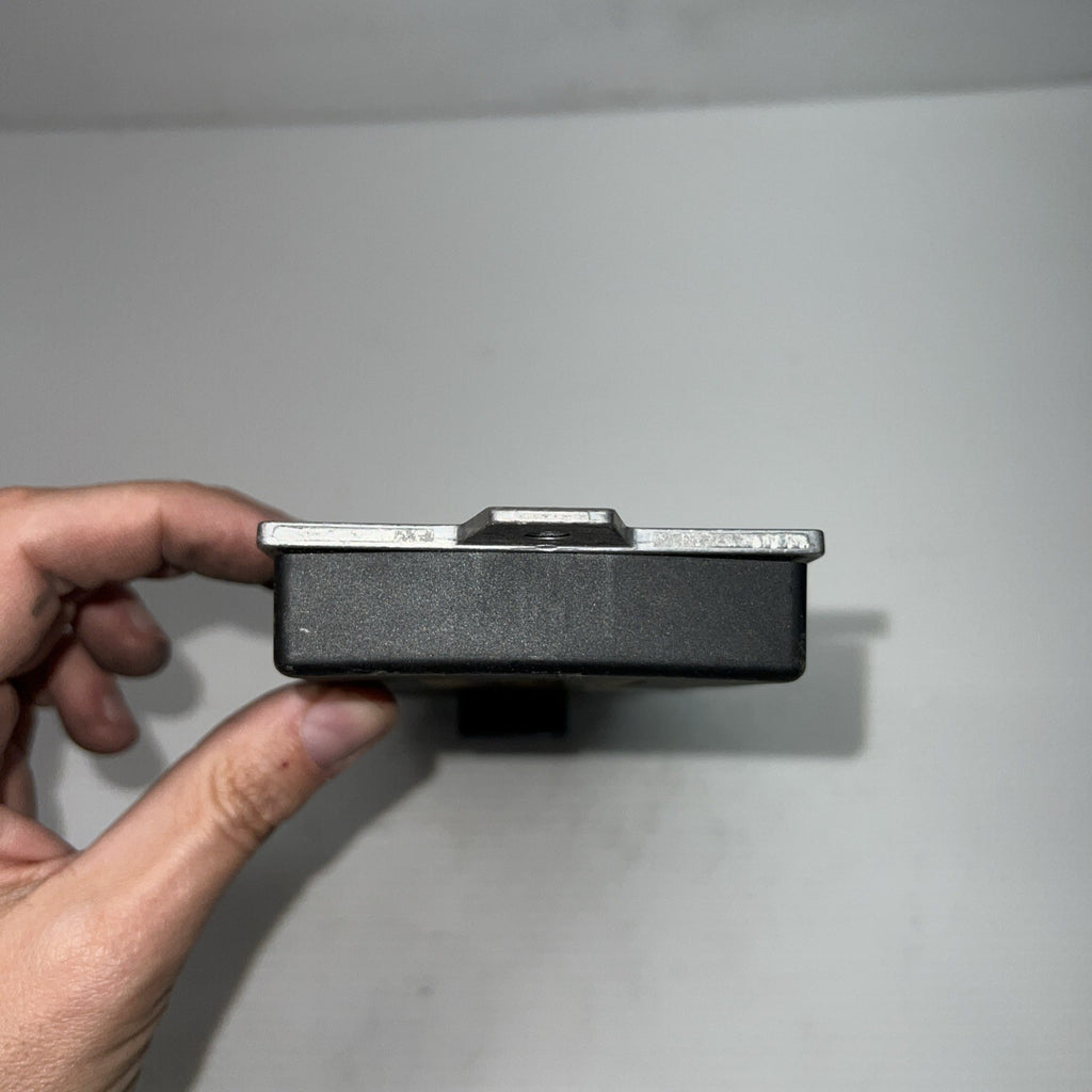 BMW E60 E61 E63 E70 E71 525i DYNAMIC DRIVE CONTROL MODULE OEM 6768383