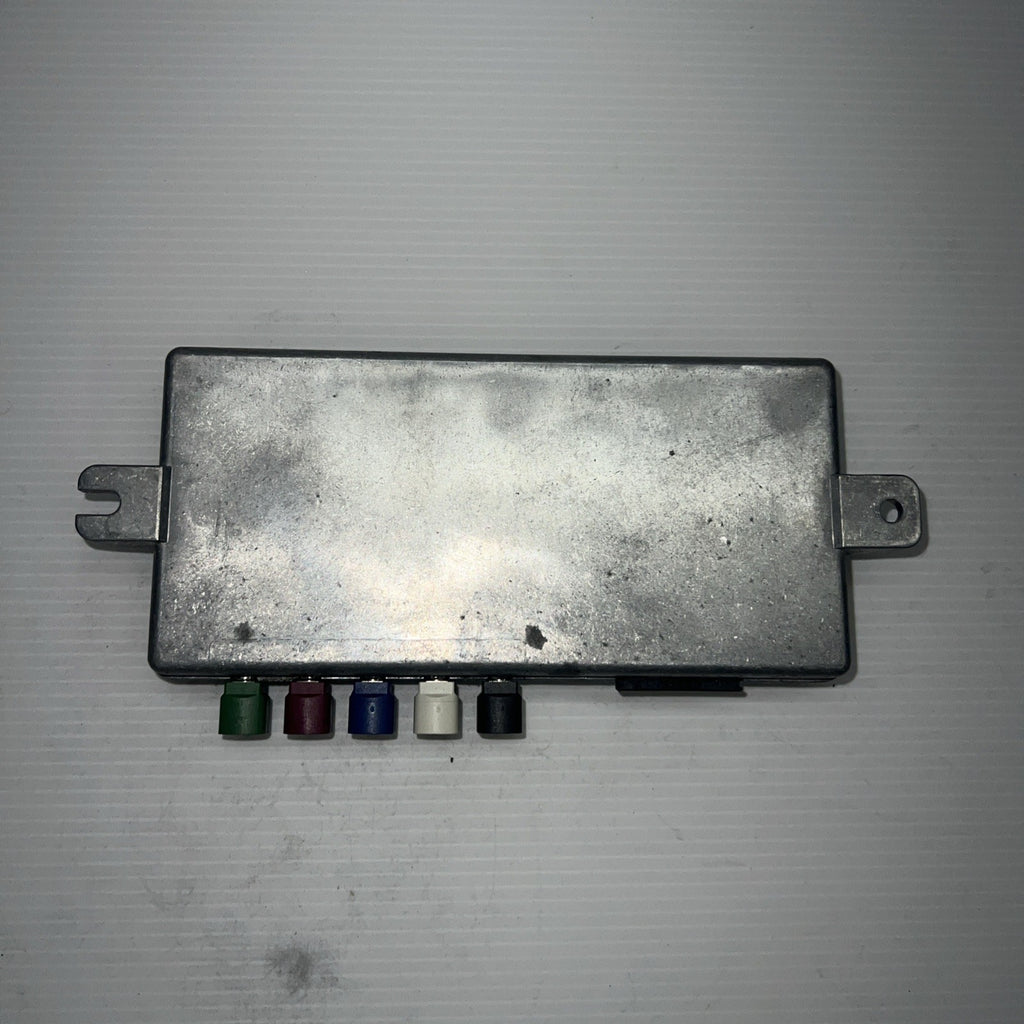 2011-2013 BMW F10 550Xi Top Rear View Camera Control Module 66.53-9282424-02 OEM