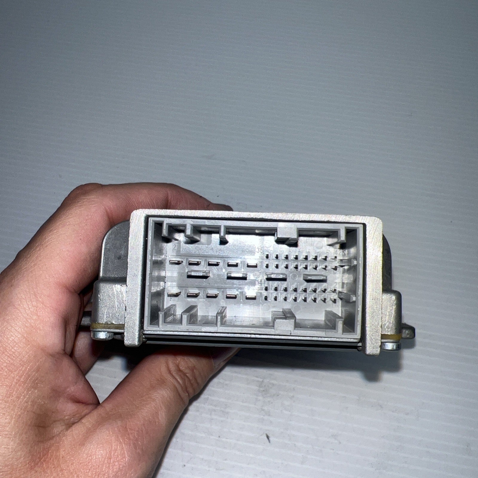 2011-2016 BMW F10 528i 535i 550i Harman Becker HS B101 AMP Amplifier 93433170