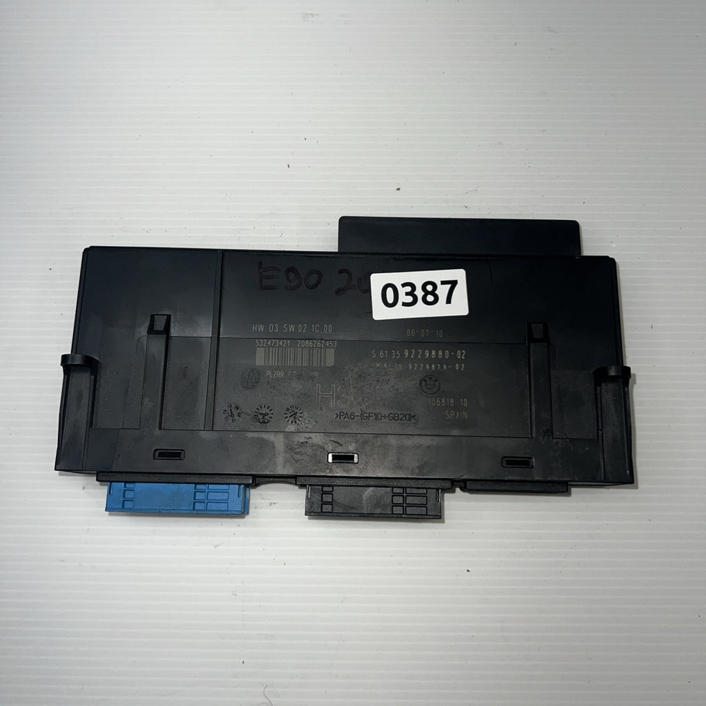 09-16 BMW E89 Z4 BODY CONTROL MODULE UNIT BCM BCU 9229880 OEM