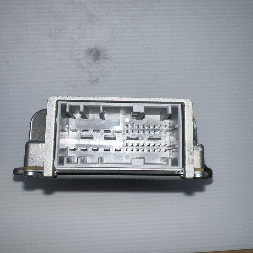 2011-2016 BMW F10 528i 535i 550i Harman Becker HS B101 AMP Amplifier 93433170