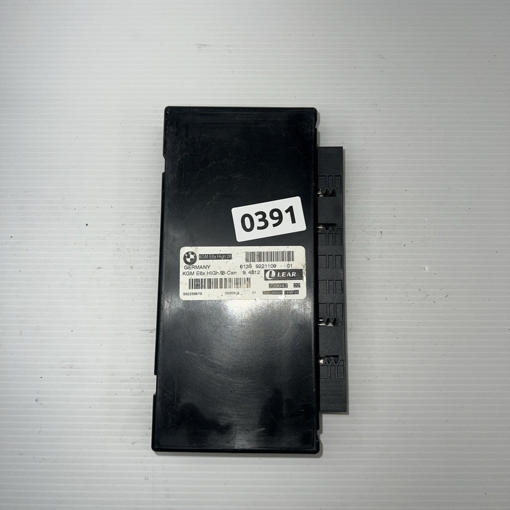 2008 - 2010 BMW 535i Body Control Module Unit BCM Computer 6135 9221109 OEM .