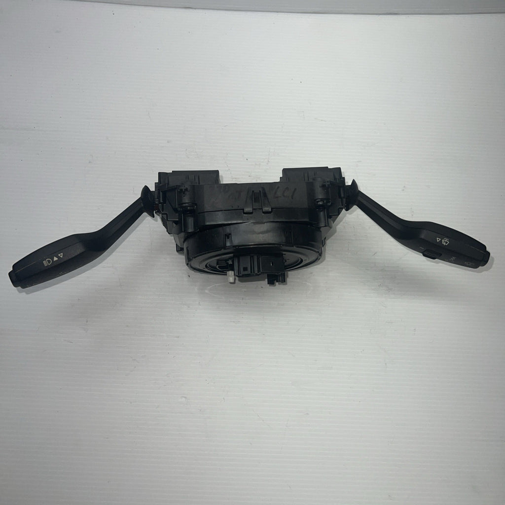 2017-2018 BMW X4 F26 STEERING RING MULTIFUNCTIONAL CONTROL SWITCH OEM