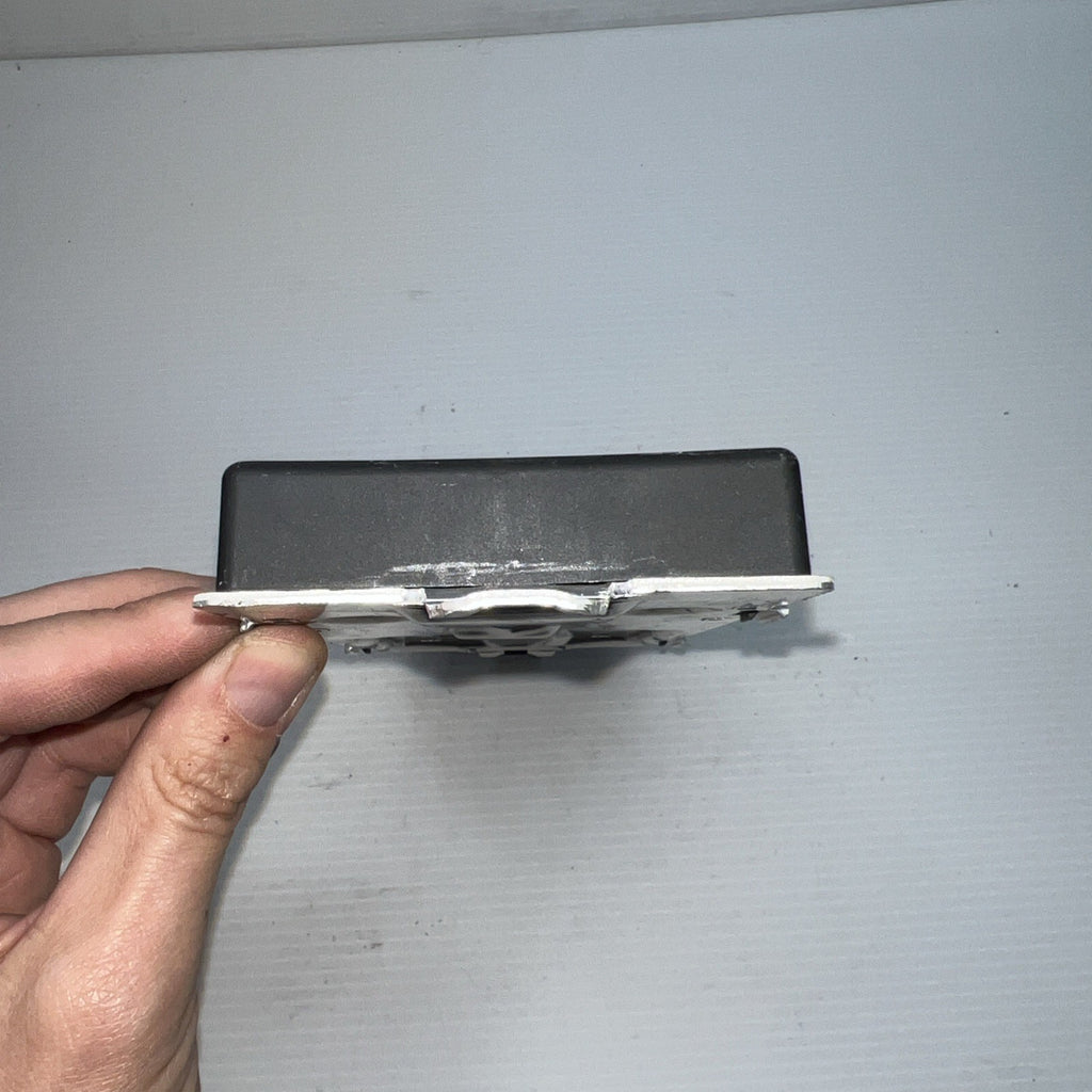 BMW E70 X5 (07-10) DYNAMIC DRIVE SUSPENSION MODULE OEM 6786139