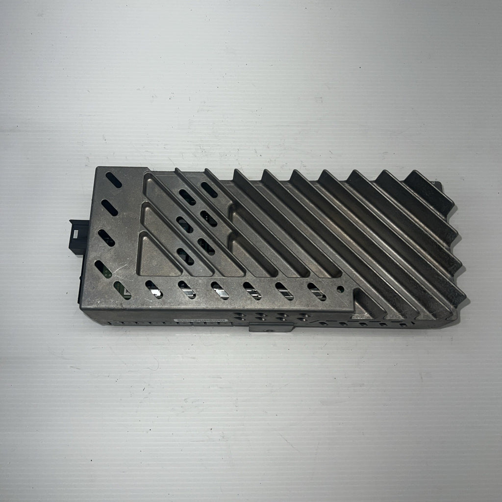 11-16 BMW 528i 535i 550i M5 F10 TOP HIFI HI-FI HARMAN BECKER AUDIO AMP AMPLIFIER