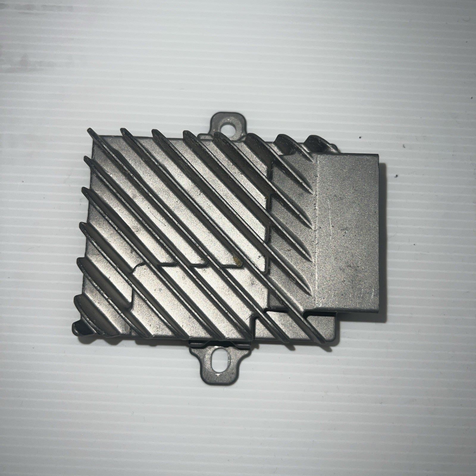 2011-2016 BMW F10 528i 535i 550i Harman Becker HS B101 AMP Amplifier 93394150