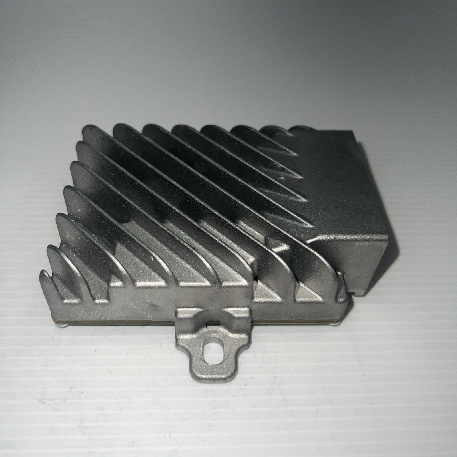 2011-2016 BMW F10 528i 535i 550i Harman Becker AMP Amplifier 932655501 OEM