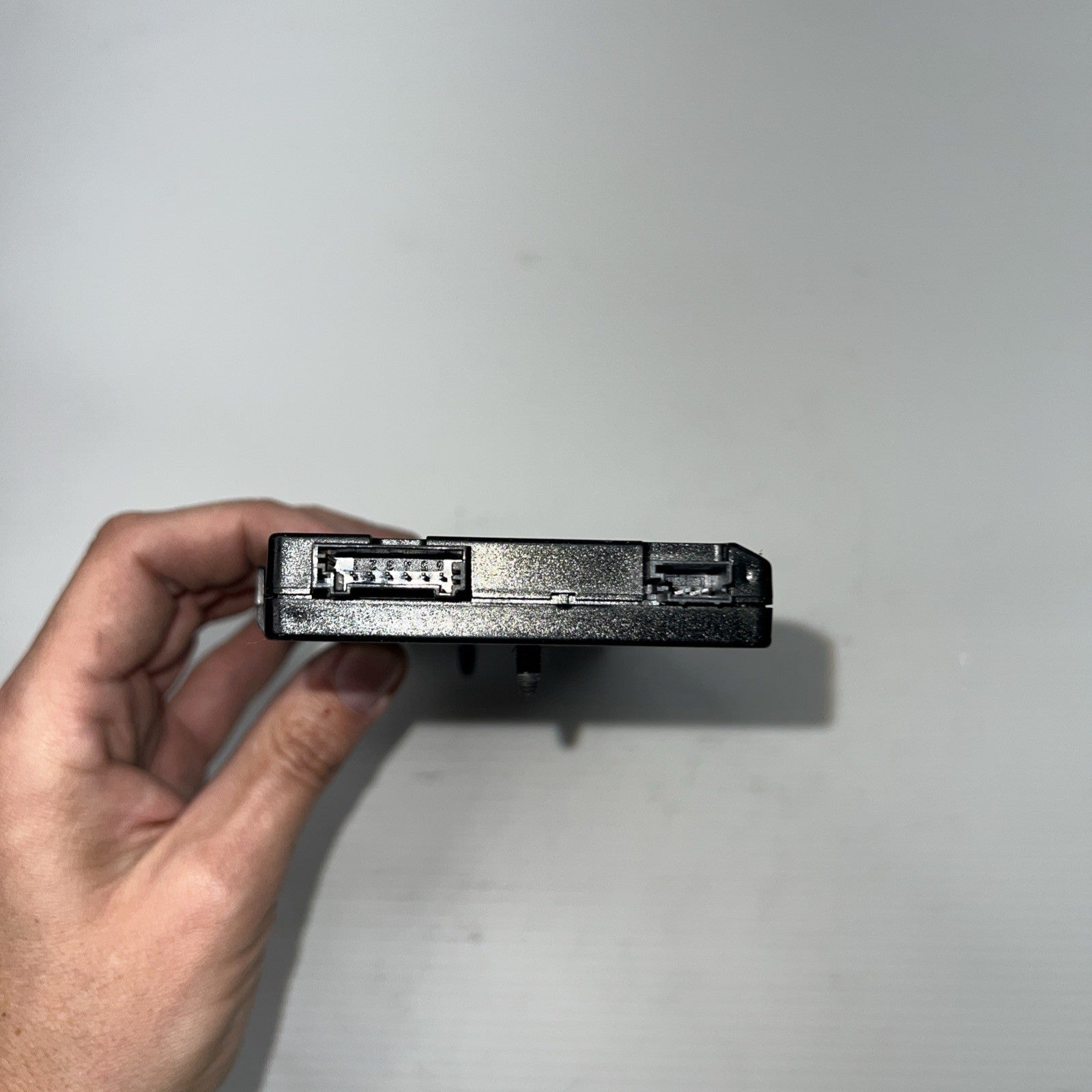 11-17 BMW F25 X3 XDrive Antenna AMP Amplifier Control Module Unit 9276065-01 OEM