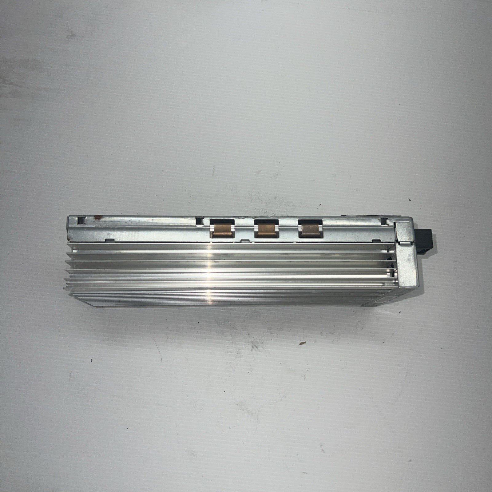 BMW 2006-2013 E90 HARMEN BECKER TOP HiFi RADIO AUDIO AMPLIFIER OEM 9218086