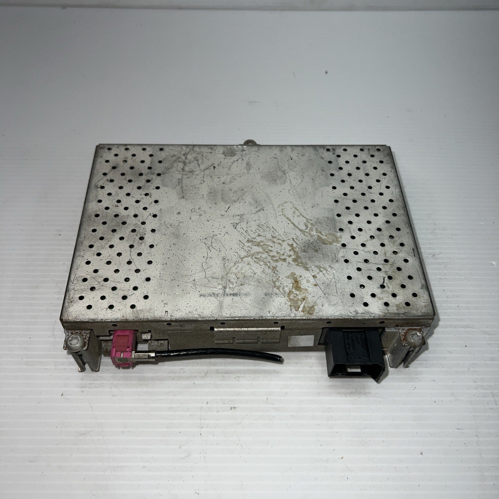 OEM BMW E88 E60 E90 E92 E70 Satellite Radio IBOC Receiver Tuner Module GEN 2.5