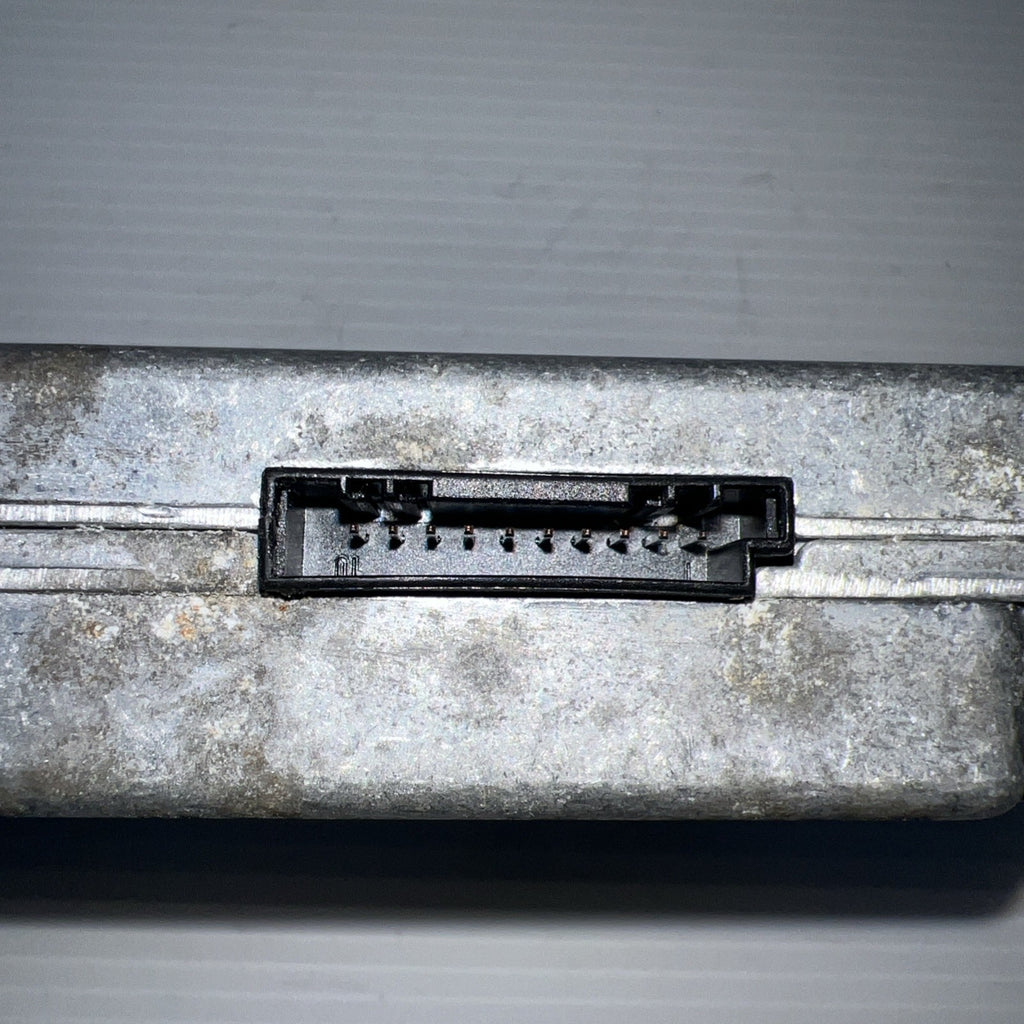 2011-2013 BMW F10 550Xi Top Rear View Camera Control Module 66.53-9282424-02 OEM