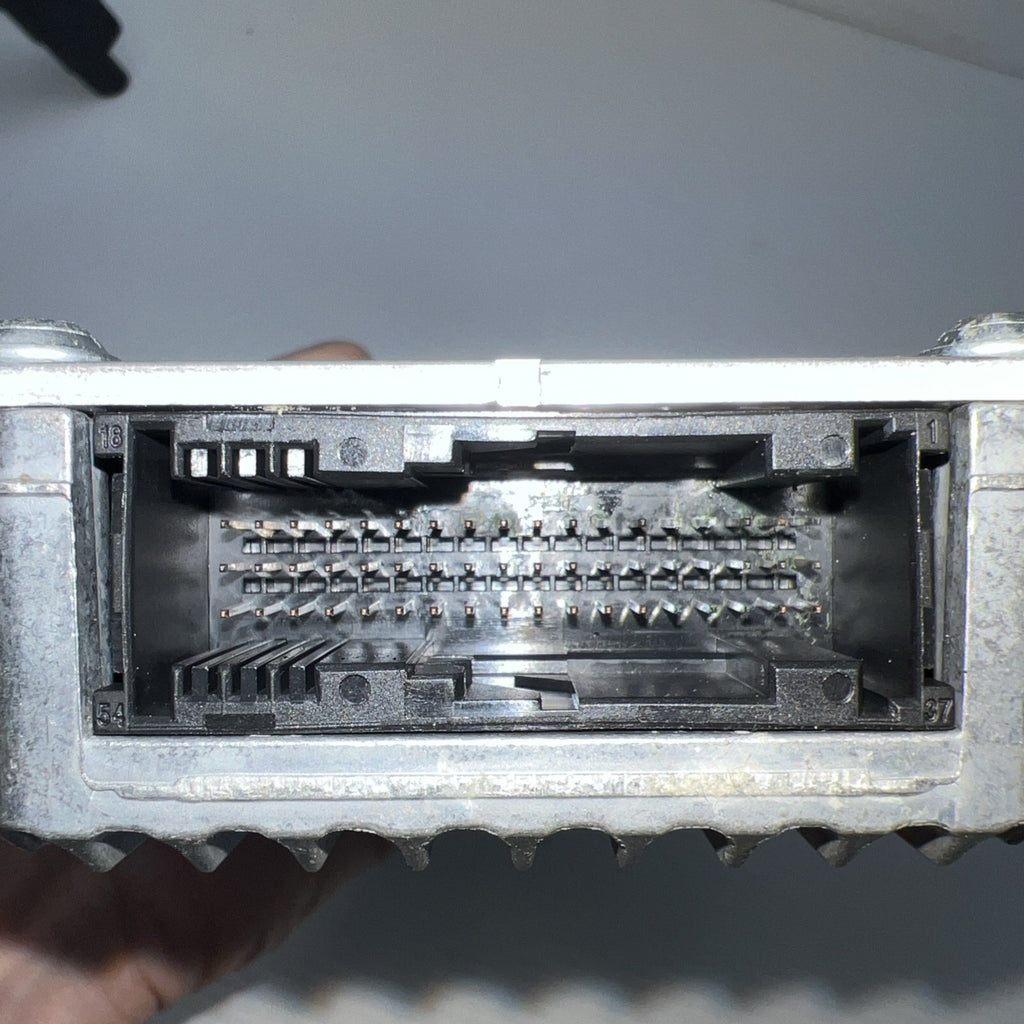 11-16 BMW F10 F11 528 535 550 ICM INTERGRATE CONTROL UNIT MODULE 6799576 OEM 