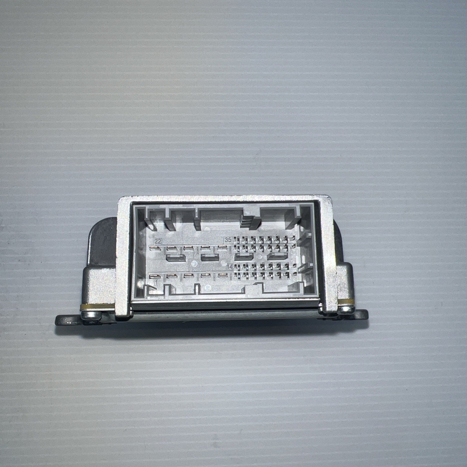 2011-2016 BMW F10 528i 535i 550i Harman Becker HS B101 AMP Amplifier OEM 2622504