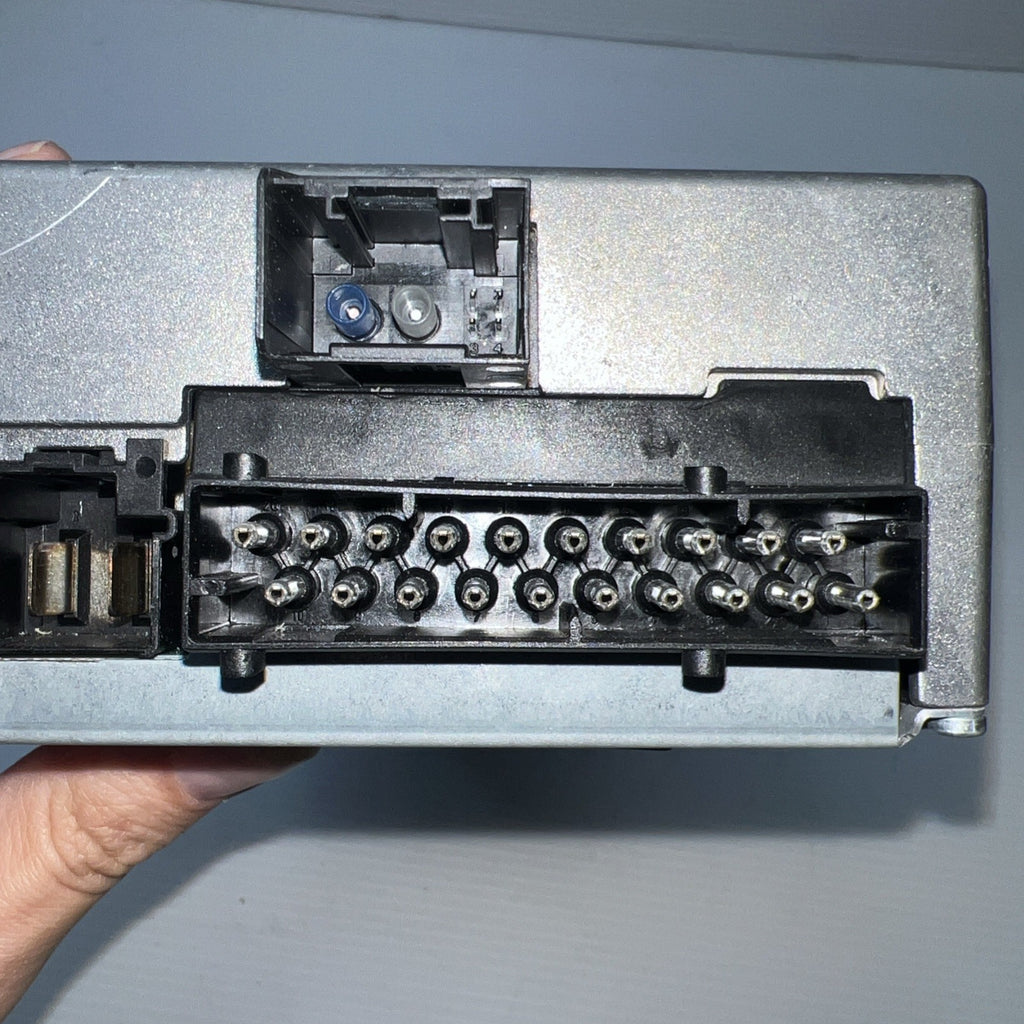 OEM BMW 9 390 142 F30 F34 F36 F32 F80 F82 M3 M4 AMPLIFIER HARMAN KARDON AMP B263