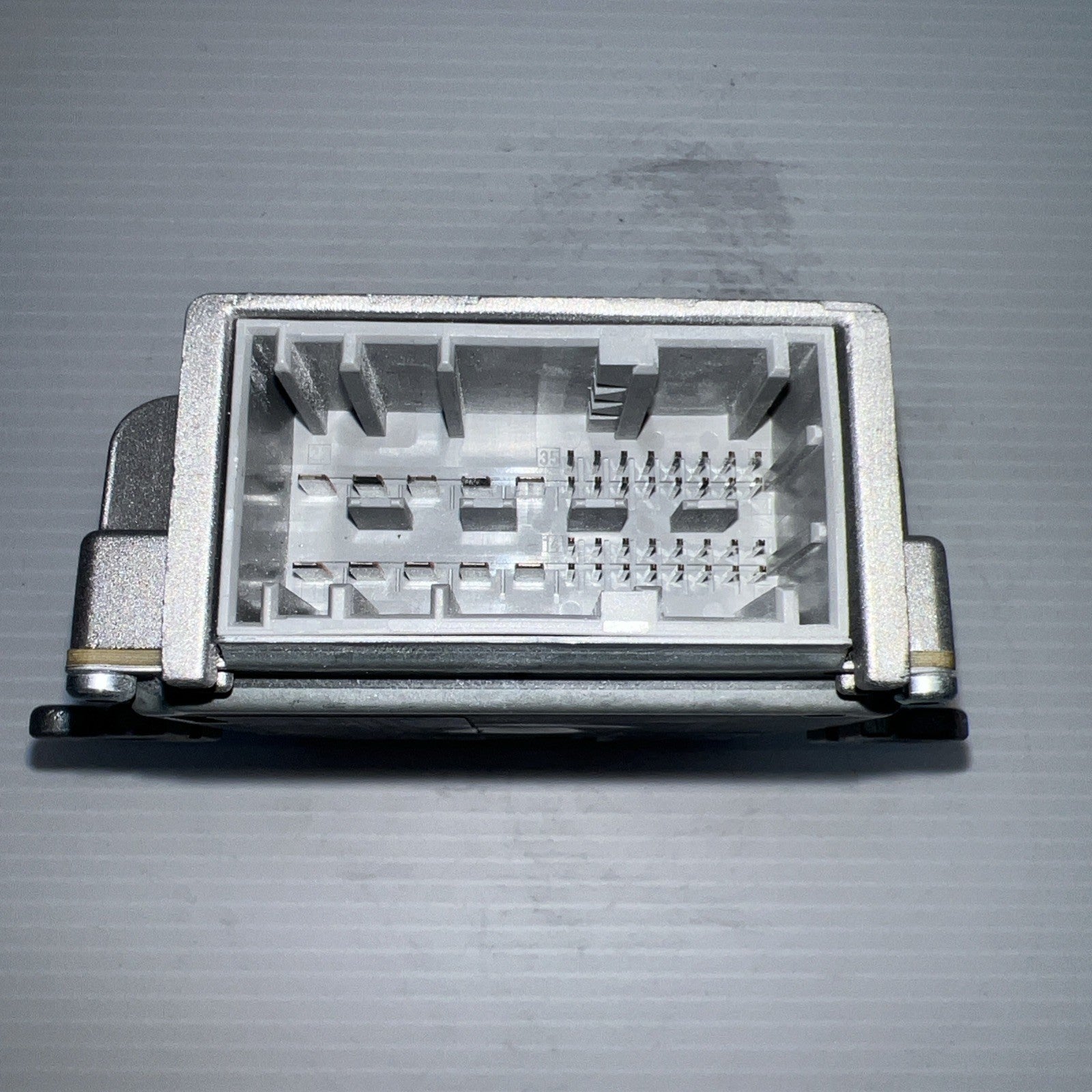 2011-2016 BMW F10 528i 535i 550i Harman Becker HS B101 AMP Amplifier OEM 9367812