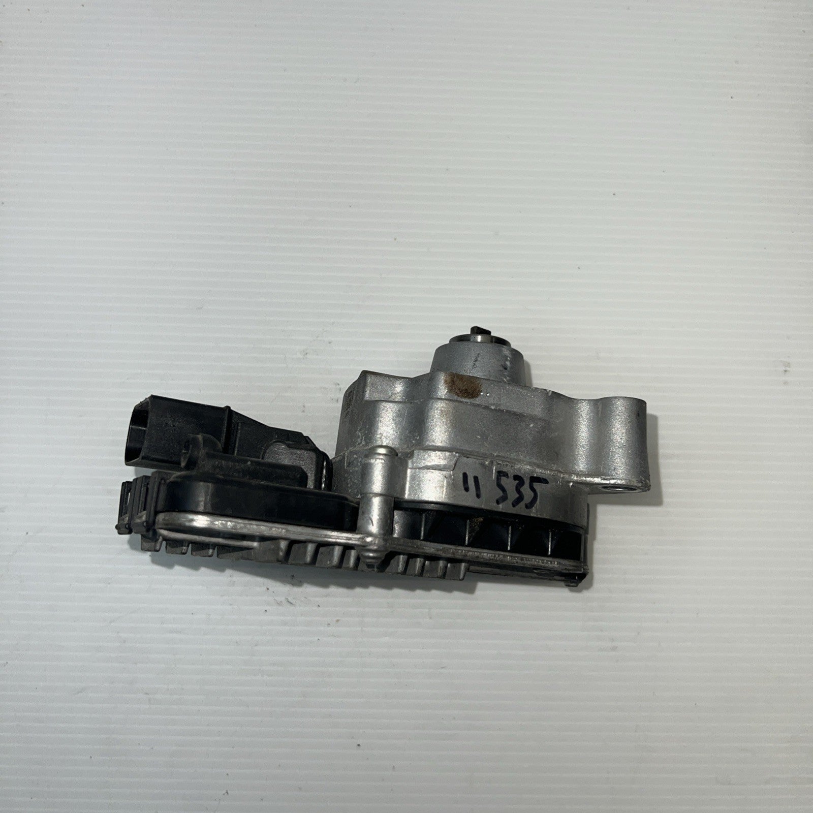 2012-2015 BMW X1 - Transfer CASE Motor / Module 8643153