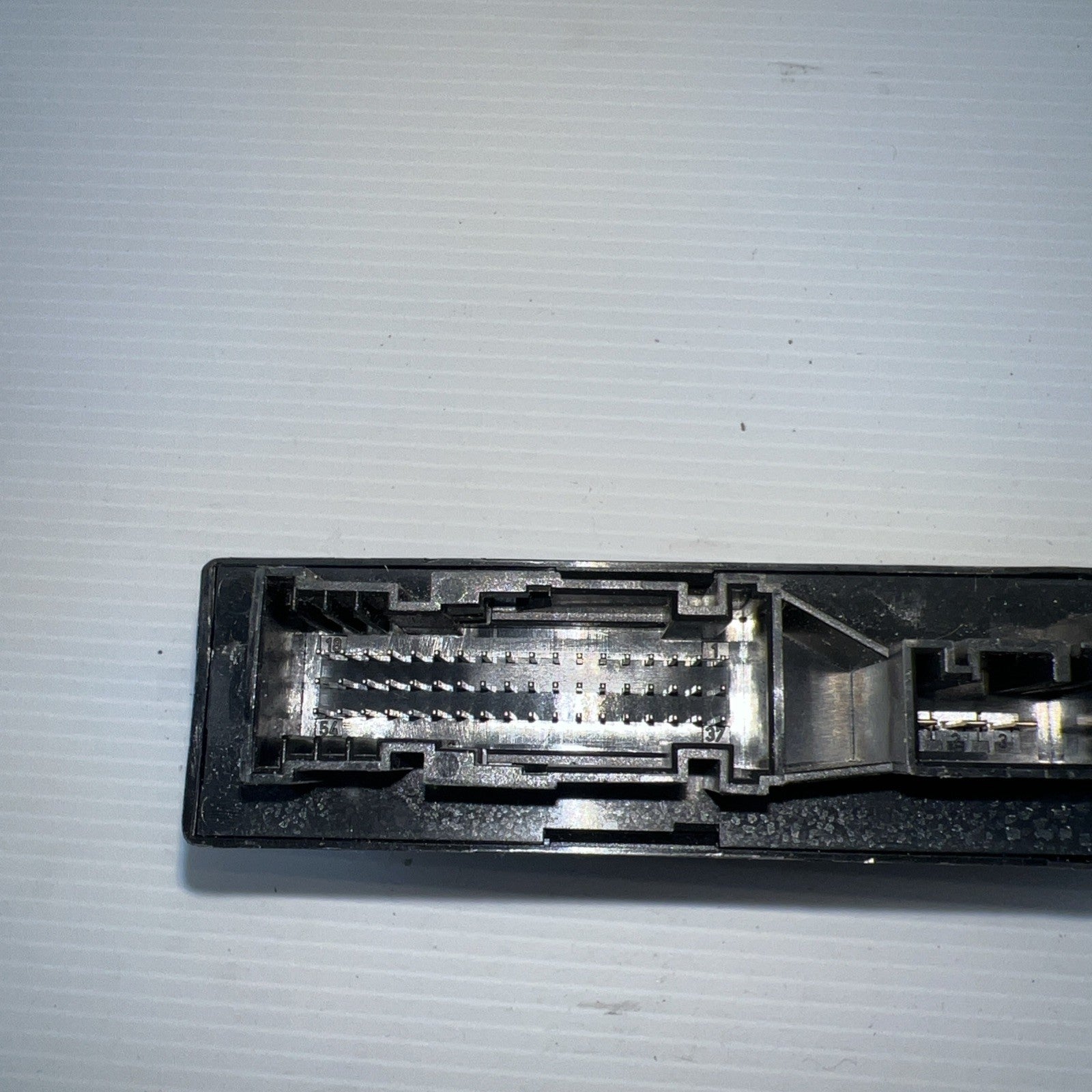 2004-10 BMW 535i E60 E61 BCM Body Control Module Module Unit 9151516 OEM W/ Navi