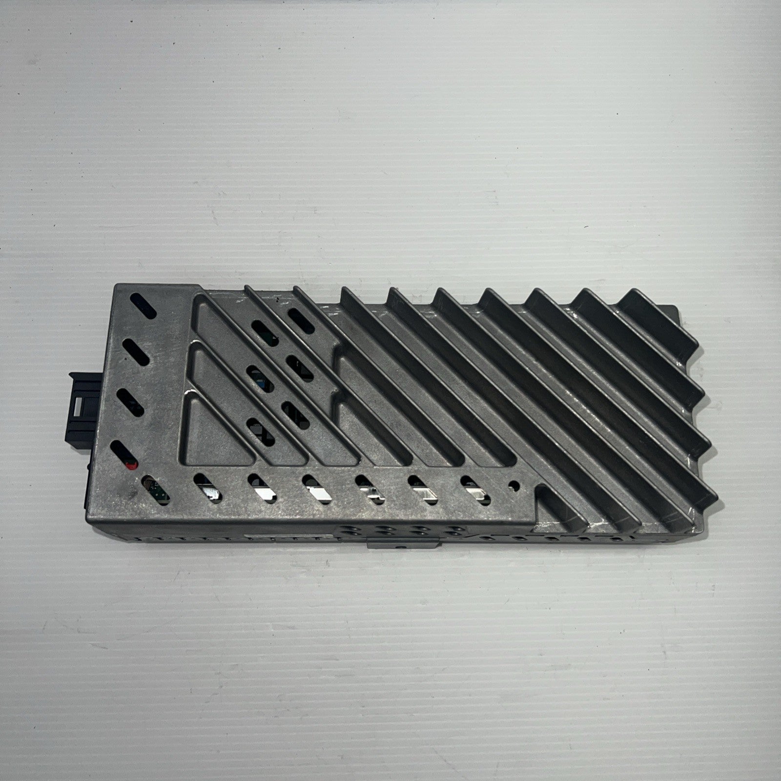 12-17 BMW F01 F02 F06 F10 F11 F12 F13 M5 M6 AMPLIFIER AMP AUDIO HARMAN BECKER