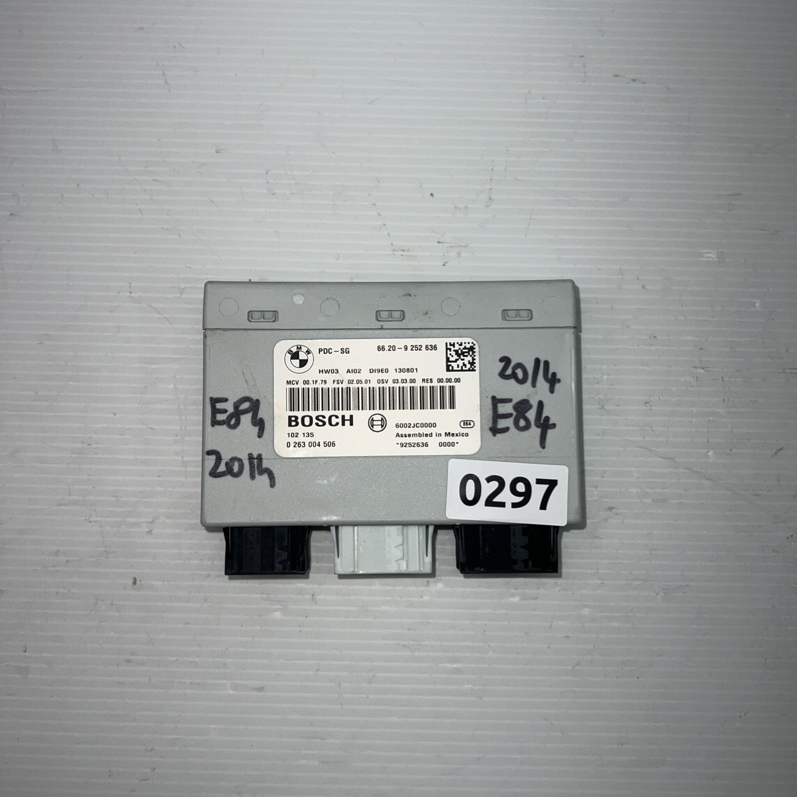 2011-2015 BMW X1 E84 PDC Parking Distance Control Module OEM 66209252636