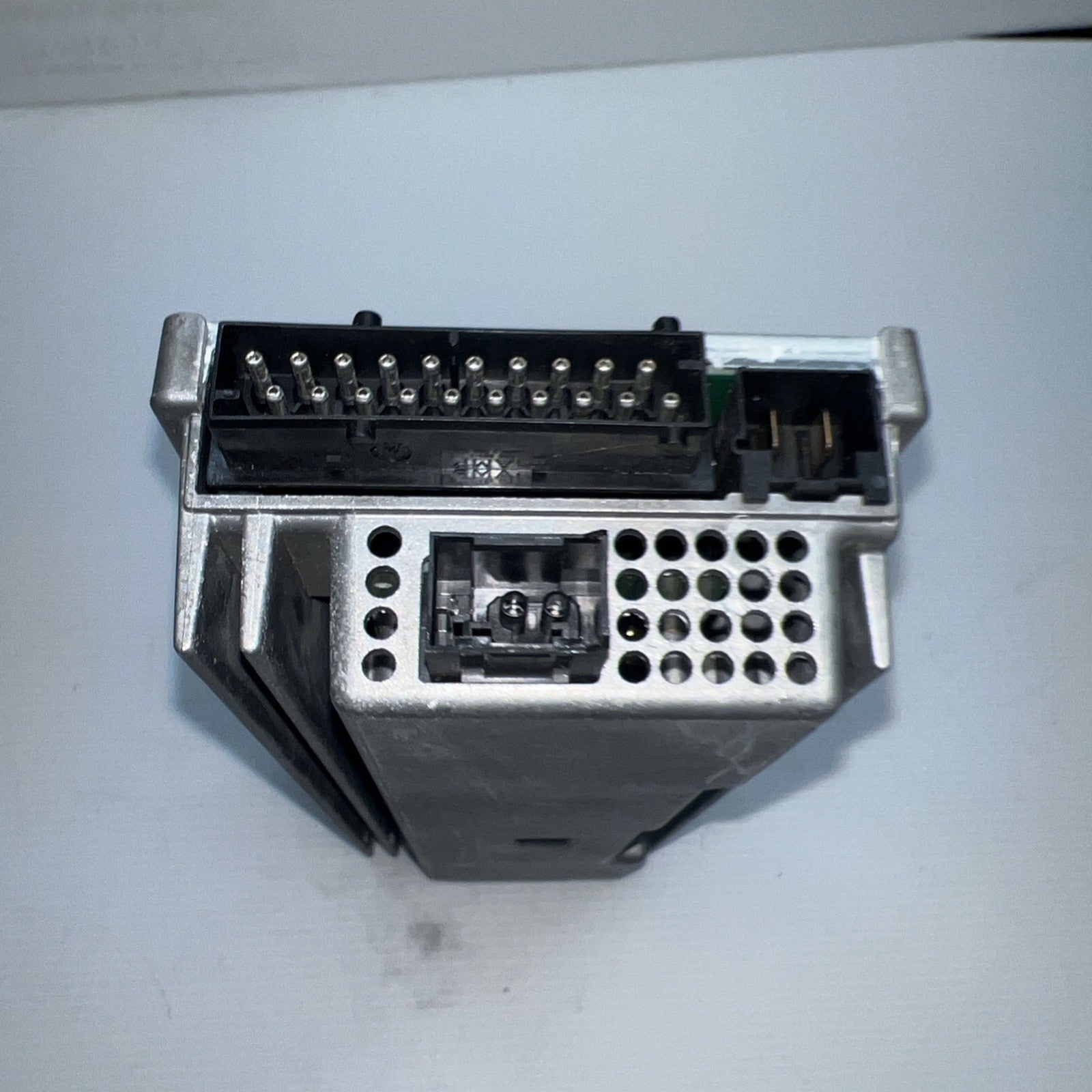 2010-15 BMW 750Li F01 F02 Top Hifi Stereo Sound Audio Amplifier 65129248552 Oem