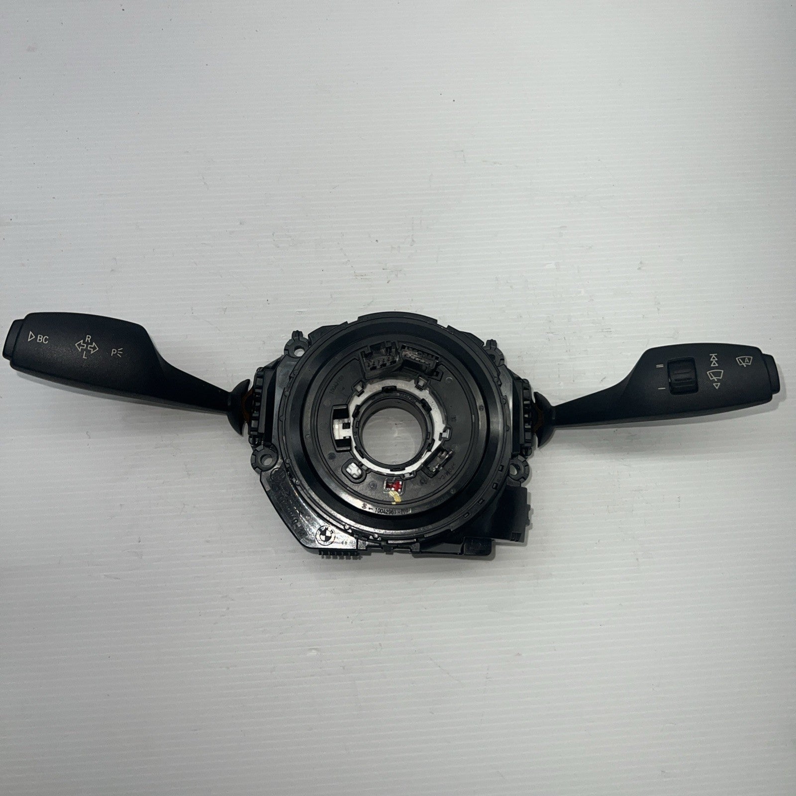 2017-2018 BMW X4 F26 STEERING RING MULTIFUNCTIONAL CONTROL SWITCH OEM