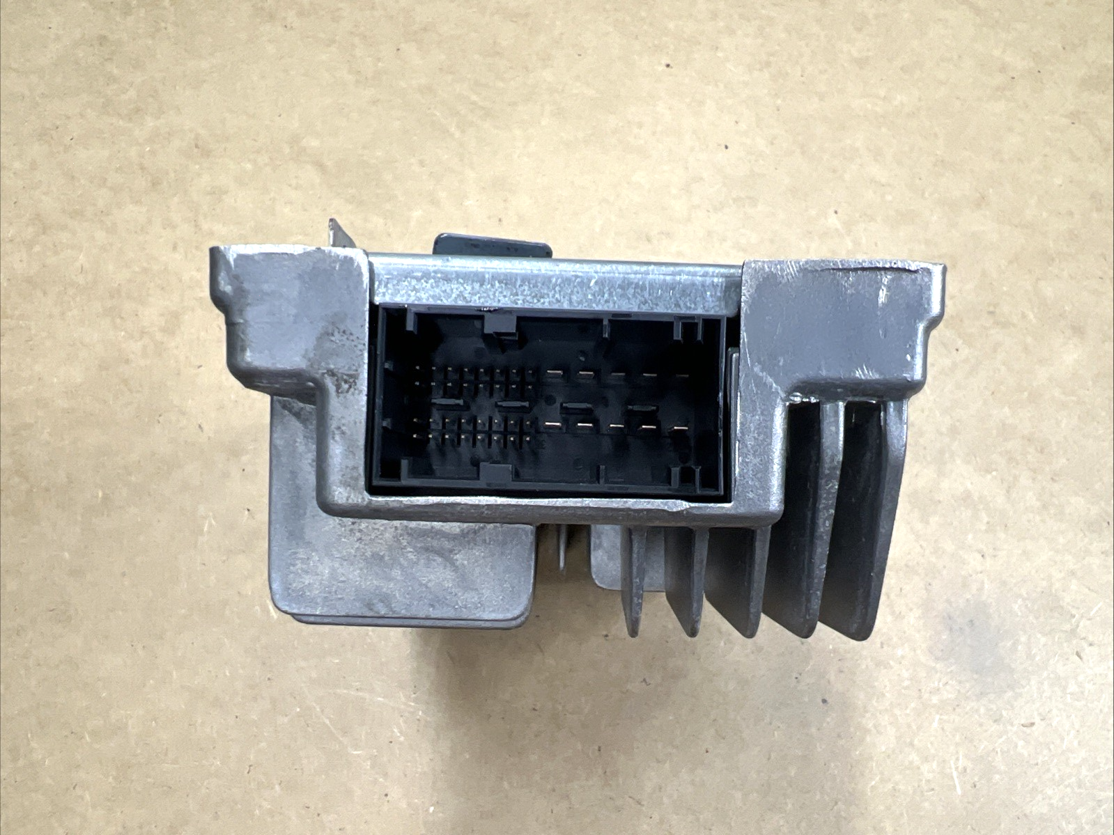 2012-2018 BMW 320i F30 Audio Sound Control Unit Module Amplifier 9387658 OEM