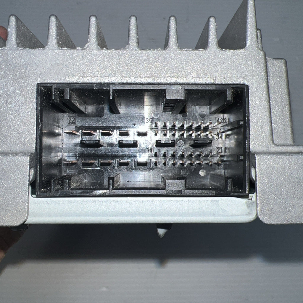 2012 2013 2014 2015 BMW X1 RADIO STEREO AUDIO AMP AMPLIFIER LEAR OEM 9283499