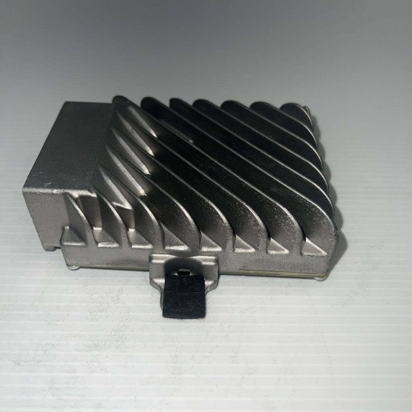 2011-2016 BMW F10 528i 535i 550i Harman Becker HS B101 AMP Amplifier 9352264 OEM