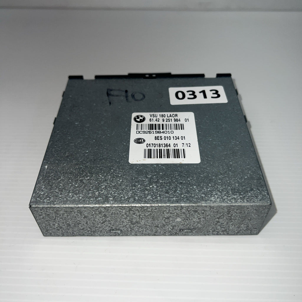 2012 2013 2014 2015 2016 BMW 328i Voltage Converter Control Module 9251984 OEM