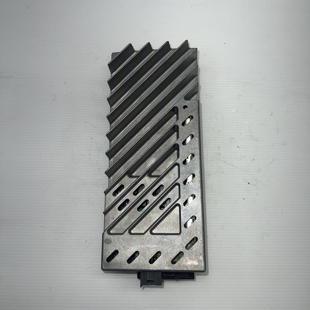 2011-2016 BMW F10 535Xi Harman/Becker Radio HIFI Audio Amplifier AMP 9243496 OEM