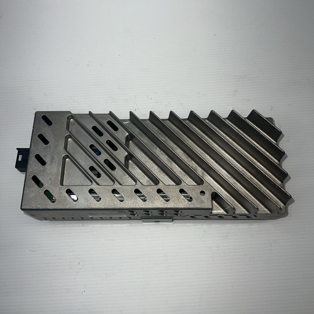 OEM BMW 9 390 142 F30 F34 F36 F32 F80 F82 M3 M4 AMPLIFIER HARMAN KARDON AMP B263