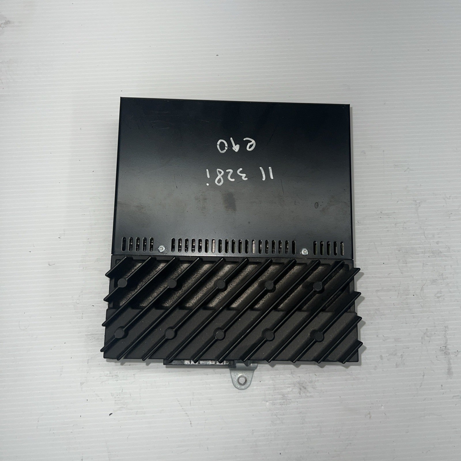 2006-2010 BMW E90 E92 325i 328i 328xi 335i Audio Amplifier Amp HiFi 9143156 OEM