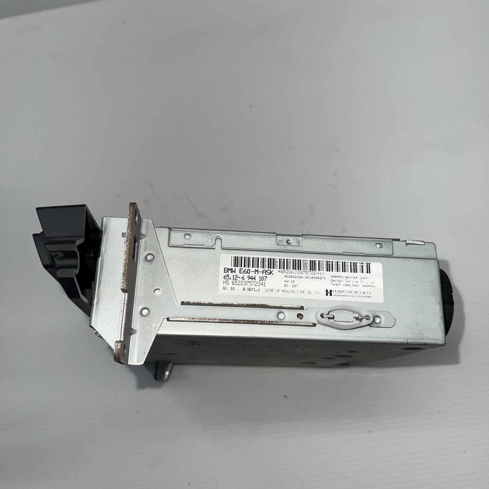 BMW E60 E61 5 series M-ASK AUDIO SYSTEM CONTROLLER CD PLAYER RADIO MASK 6955348